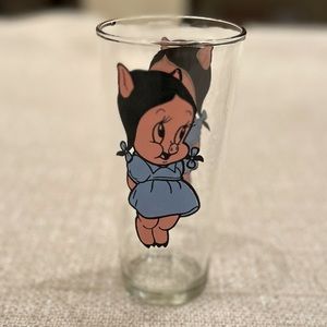 Vintage Petunia Pig Glass Pepsi Warner Bros Collectable From 1973